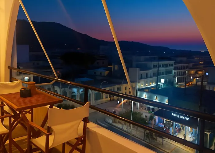 Dream Holidays - 500 Meters To